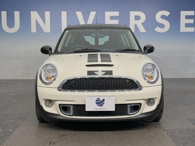 �������̒ʂ��Y��ȏ�Ԃ��ێ����Ă��邨�Ԃł����A�����ȃL�Y�̏󋵂⑼�̉ӏ��̂��ʐ^��������ł��܂��B�������̕��ł����S���Ă���������������l�A���q�l�̂���]�ɉ����ďo������育�Ή������Ă��������܂��B