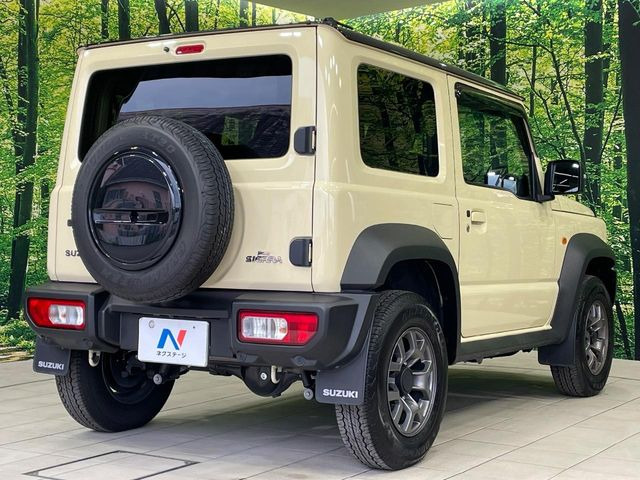 ☆全国のネクステージからお取り寄せが可能※!遠方の店舗に展示してあるクルマが気になる場合も、最寄りの店舗でご覧いただくことが可能です!是非私たちに要望をお聞かせください!※別途費用