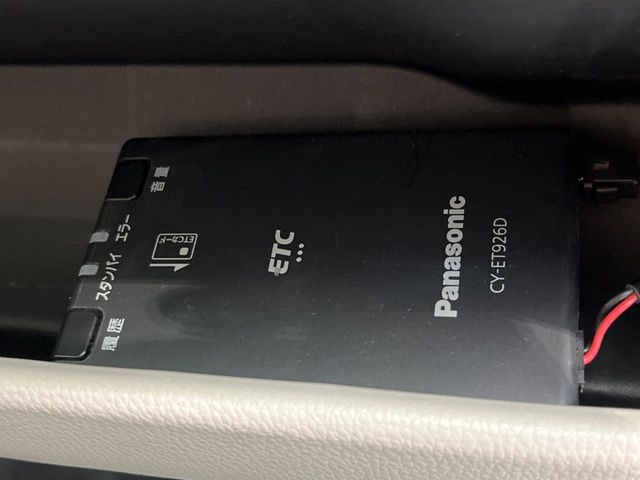 【ETC】高速道路の料金所をストレスなく通過!話題のスポットやサービスエリアに多い「スマートIC」利用時は必須のアイテムです。当店でセットアップを実施、ご納車当日からすぐにご利用いただけます!