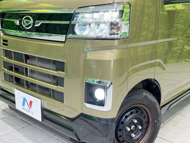 �yLED�w�b�h���C�g�z���V����ԑ��s�����ǍD�Ȏ��E���m�ۂ����S���ĉ^�]�ł��鍂�P�xLED�w�b�h���C�g�𑕔�!�_�����x�������A����d�͂��}�����Ă��܂��B