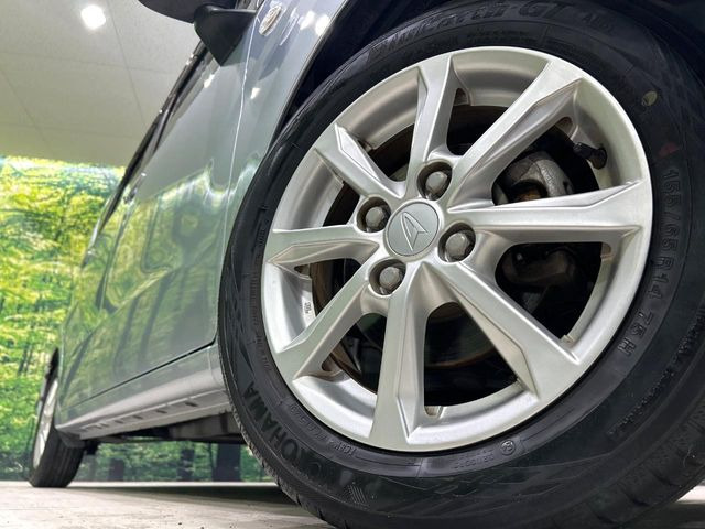 �y����14�C���`�A���~�z�C�[���z�O�ςɃ}�b�`���������A���~�z�C�[���𑕒����Ă���܂��B�e��ЊO�A���~�z�C�[����A�X�^�b�h���X�^�C�����戵�����Ă���܂��B���񂲑��k����������