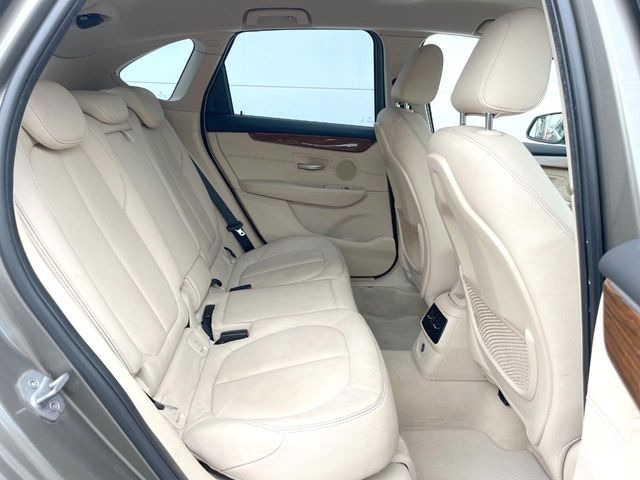 ���㕔���Ȃ��C�ɂȂ�悤�ȃL�Y�E�����ւ��蓙�A�傫�ȃ_���[�W�͂Ȃ��A�ǍD�ȏ�Ԃł��B