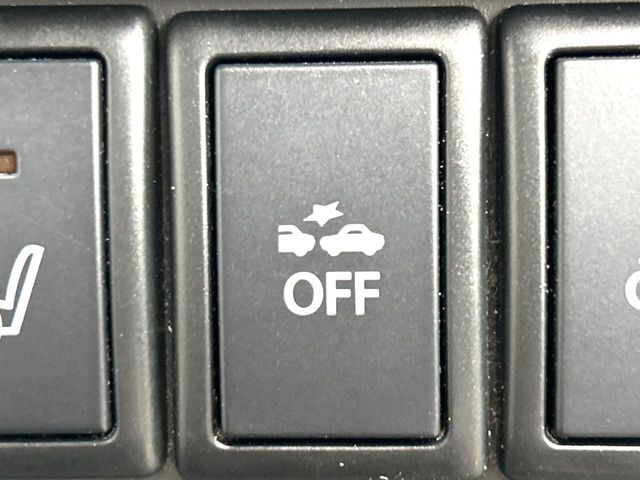 �y�X�Y�L �Z�[�t�e�B�T�|�[�g�z���s���ɑO���̎ԗ�����F�����A�Փ˂������Ȏ��͌x��ƃu���[�L�ŏՓˉ���Ɣ�Q�y�����A�V�X�g�B�����S�Ƀh���C�u�����y���݂��������܂��B