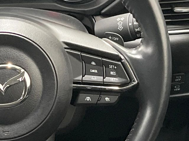 【マツダ・レーダークルーズコントロール】高速道路での長距離走行が楽に!自動で速度を保つクルーズコントロールが、衝突軽減システムと連携し、前方の車両を感知して車間を保つように速度調節してくれます!!