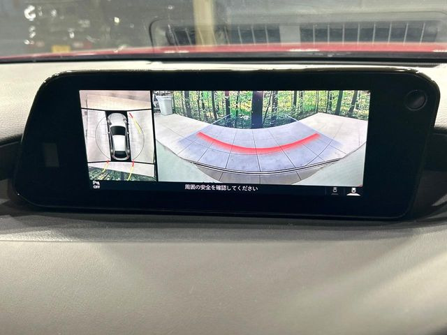 �y360&deg;�r���[���j�^�[�z��p�̃J�����ɂ��A�ォ�猩���낵���悤�Ȏ��_��360�x�N���}�̎��͂��m�F���邱�Ƃ��ł��܂������p�������m�F���₷���A�����ꏊ�ł̐؂�Ԃ��⒓�Ԃ��X���[�Y�ɍs���܂��B