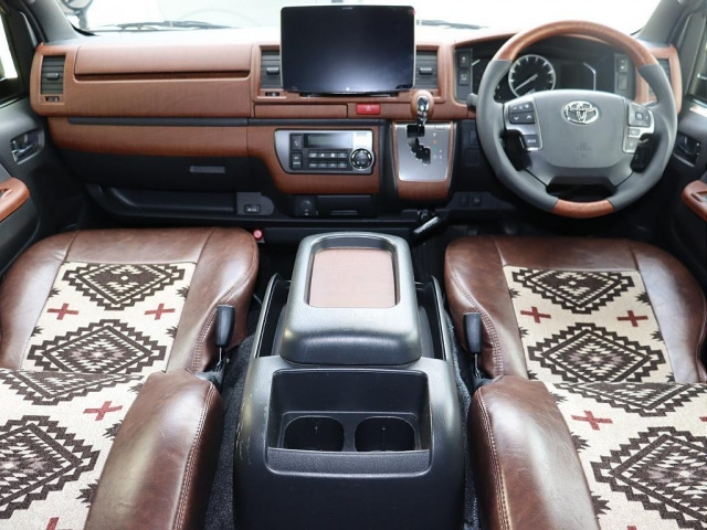 ハイエースバン2.8 スーパーGL ダークプライムII ロング ディーゼル 4WD