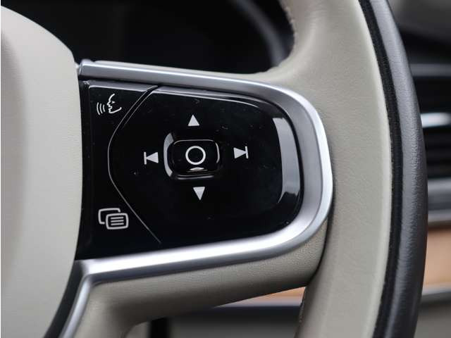 納車前整備費用は車両本体価格に含まれており、別途ご請求することはございませんのでご安心下さい。