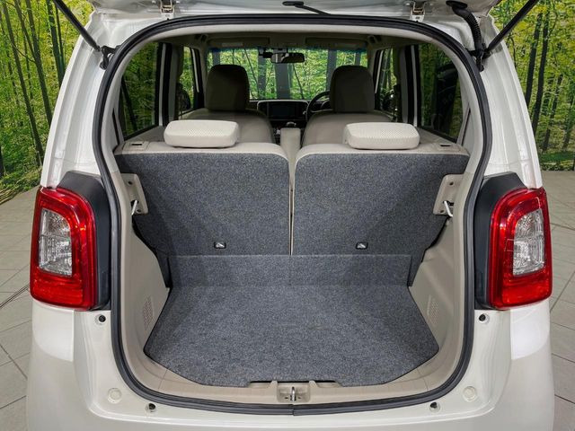 ���i�̂���������ʋ΁A���}���ɏ\���ȉ׎��X�y�[�X���m�ۂ��Ă���܂��B�Z�J���h�V�[�g��|���ƁA�傫�ȉו��̐ύڂ��\�ł���