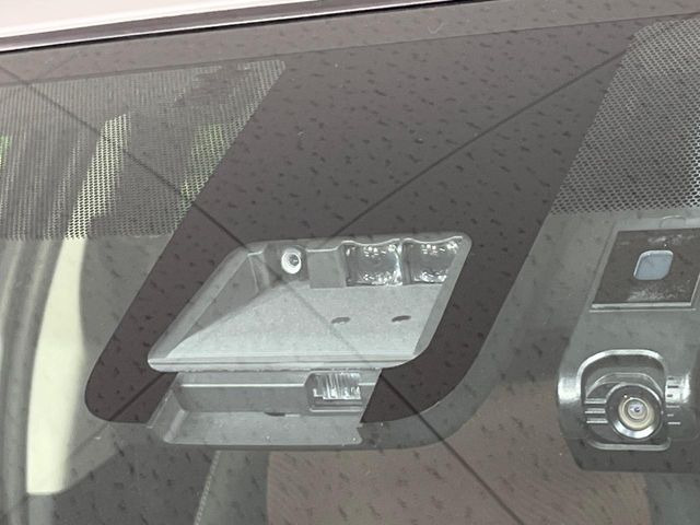 �y�g���^�Z�[�t�e�B�Z���X�z���s���ɑO���̎ԗ�����F�����A�Փ˂������Ȏ��͌x��ƃu���[�L�ŏՓˉ���Ɣ�Q�y�����A�V�X�g�B�����S�Ƀh���C�u�����y���݂��������܂��B