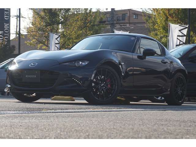 ロードスターRF2.0 VS ホワイトセレクション