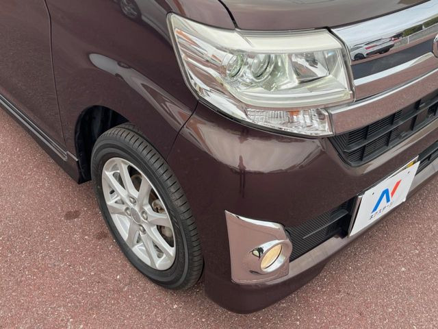 �yLED�w�b�h���C�g�z���V����ԑ��s�����ǍD�Ȏ��E���m�ۂ����S���ĉ^�]�ł��鍂�P�xLED�w�b�h���C�g�𑕔�!�_�����x�������A����d�͂��}�����Ă��܂��B