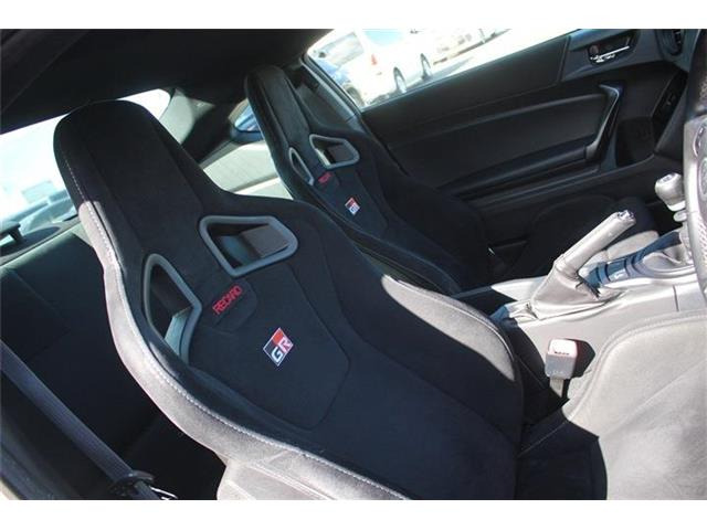 ��D�]�̃{�f�B�R�[�e�B���O�u�n�C���[�X�R�[�g�v�����[�Ԃ܂łɎ{�H�\�B�J���݂�����Ȃǒ��ÎԂ�����ƒ��߂Ă��܂���?�s�J�s�J�̏�Ԃł����o�����������܂��B