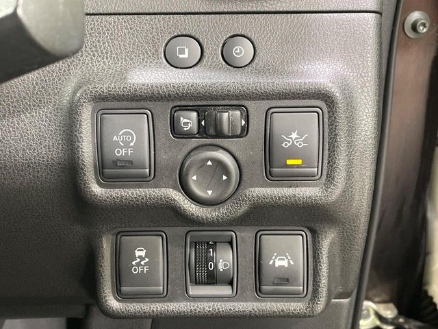 �y�A�C�h�����O�X�g�b�v�z�ԐM����a�؂Œ�Ԃ����ۂɃG���W�����~���A���ʂȔR���̏����}���܂��B�R��������ی�ɂȂ���@�\��G���W���̓u���[�L�𗣂��΍Ďn�����܂��B