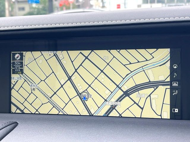 �y���[�J�[�����i�r�z�C���e���A�ɗn�����ރX�^�C���b�V���ȁu��p�݌v�v���[�J�[�i�r�𑕔��􎋔F���⑀�쐫�ȂǊ�{���\�ɂ��D��A���㎿�ȃJ�[���C�t�����y���݂��������܂��B