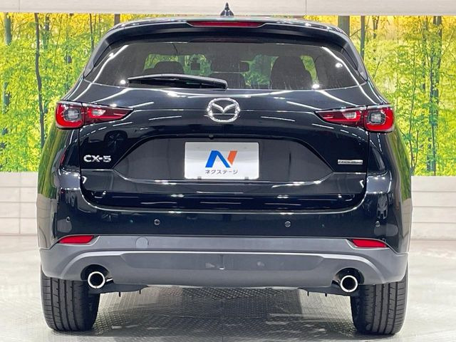 安心の最長10年・走行無制限保証(有償)をご用意。保証内容も充実はもちろん、無料点検&オイル交換や、年中無休の全国・24時間ロードサービスも付帯されておりますのでご安心下さい。