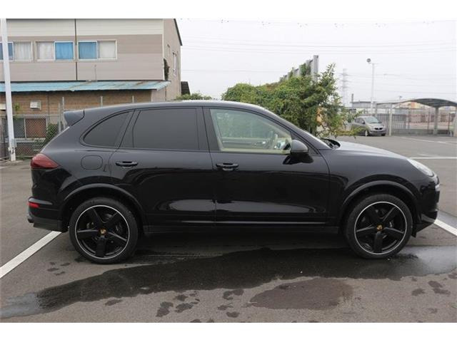 ���Ǝҗl�ւ̔̔��͂��f�肳���Ă��������܂��B �Ԍ������ԗ��̏ꍇ�́A�Ԍ����擾�������x�������z�ŕ\�����Ă���܂��B