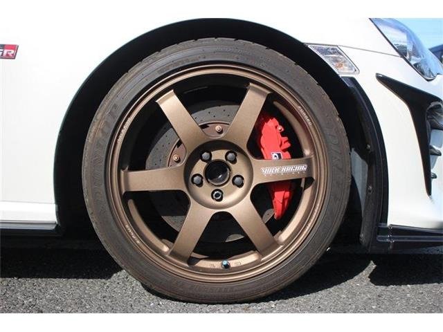 ���Ǝҗl�ւ̔̔��͂��f�肳���Ă��������܂��B �Ԍ������ԗ��̏ꍇ�́A�Ԍ����擾�������x�������z�ŕ\�����Ă���܂��B