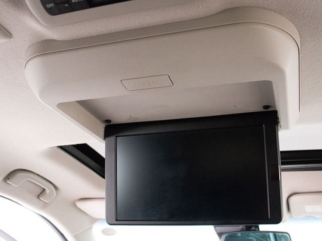 ★フリップダウンモニター★後席の方もDVD等をお楽しみいただけます!