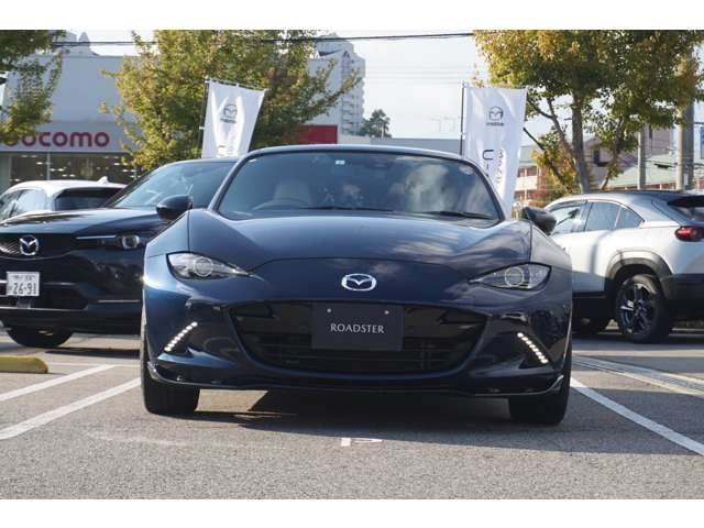 ロードスターRF2.0 VS ホワイトセレクション