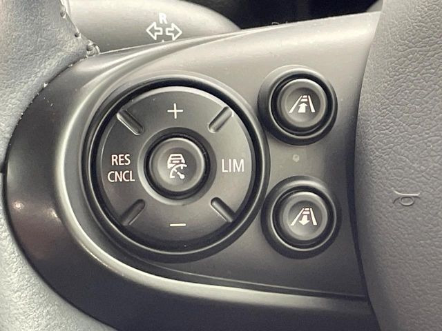 �����[�_�[�N���[�Y�R���g���[��:�O�̎ԂƂ̎Ԋԋ��������ɂƂ�A��葬�x�Ŏ������s���Ă���鎟����̃N���[�Y�R���g���[��!��ɍ������H�⎩���Ԑ�p���H�Ŏg�p����֗��ȋ@�\�ł�!