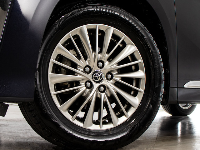 ★各種カスタム!★エアロ取付、社外アルミホイール換装承っております!