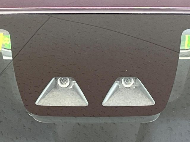 �y�X�}�[�g�A�V�X�g�z���s���ɑO���̎ԗ�����F�����A�Փ˂������Ȏ��͌x��ƃu���[�L�ŏՓˉ���Ɣ�Q�y�����A�V�X�g�B�����S�Ƀh���C�u�����y���݂��������܂��B