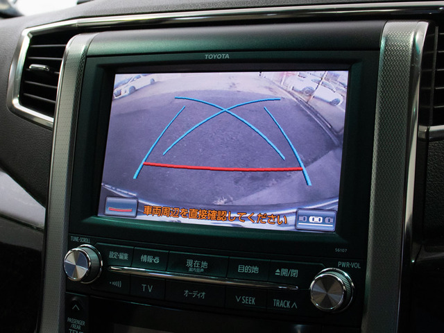 ★カラーバックモニター★車両後方を映す安心装備!車庫入れをサポート致します!