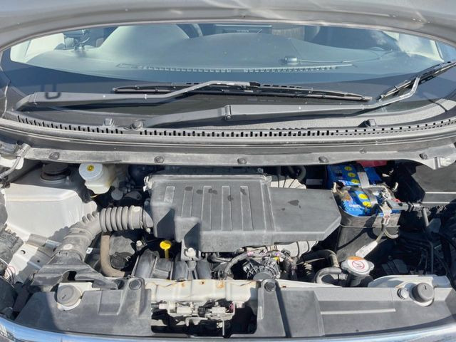 親切・丁寧な専門メカニックスタッフが応対!・車検・点検整備・事故等の修理などアフターサービスも安心。お車のカスタマイズもネクステージのサービススタッフまでご相談ください!