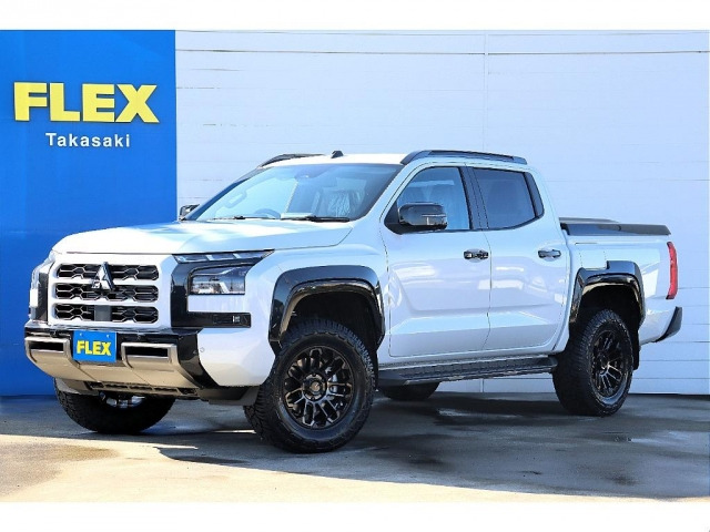 トライトン2.4 GSR ディーゼル 4WD