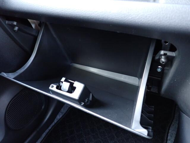 ちょっとした小物入れに便利ですね♪