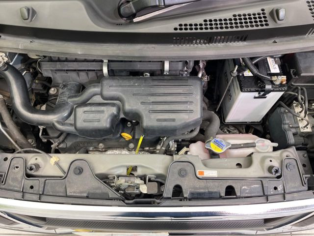 親切・丁寧な専門メカニックスタッフが応対!・車検・点検整備・事故等の修理などアフターサービスも安心。お車のカスタマイズもネクステージのサービススタッフまでご相談ください!