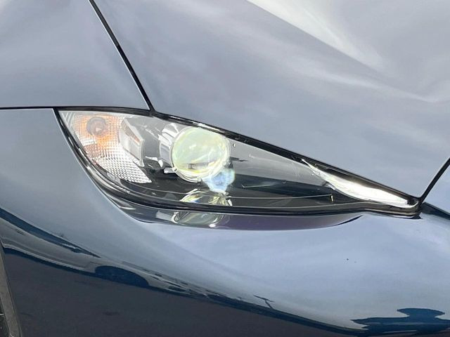 �yLED�w�b�h���C�g�z���V����ԑ��s�����ǍD�Ȏ��E���m�ۂ����S���ĉ^�]�ł��鍂�P�xLED�w�b�h���C�g�𑕔�!�_�����x�������A����d�͂��}�����Ă��܂��B