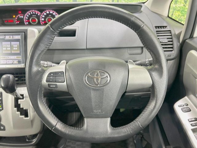 �y�����v�����X�e�A�����O�z�㎿�Ȋv���g�p���邱�ƂŁA��ɂ����������݂ƂĂ��^�]���₷���n���h���ł���