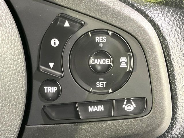 �y�A�_�v�e�B�u�N���[�Y�R���g���[���z�������H�ł̒��������s���y��!!�����ő��x��ۂN���[�Y�R���g���[�����A�Փˌy���V�X�e���ƘA�g���A�O���̎ԗ������m���ĎԊԂ�ۂ悤�ɑ��x���߂��Ă���܂�!!