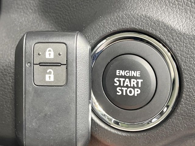 �y�L�[���X�X�^�[�g�V�X�e���z�J�o����|�P�b�g�ɓ��ꂽ�܂܂ł��h�A�̎{���E�������\�ȃX�}�[�g�L�[�𑕔��B�G���W���̃I���E�I�t�����J�M�����o���K�v����������Ƃ��Ă��֗��ł���