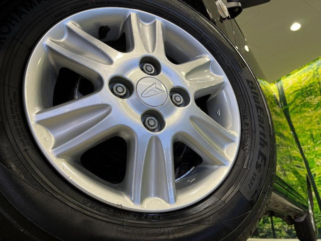 �y����13�C���`�A���~�z�C�[���z�O�ςɃ}�b�`���������A���~�z�C�[���𑕒����Ă���܂��B�e��ЊO�A���~�z�C�[����A�X�^�b�h���X�^�C�����戵�����Ă���܂��B���񂲑��k����������