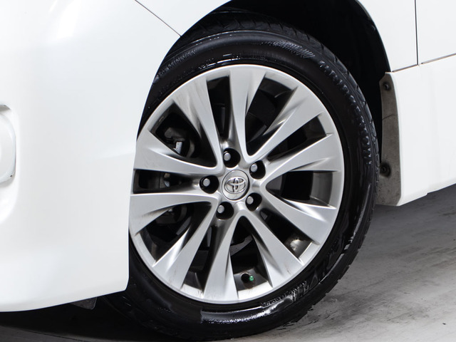 ★各種カスタム!★エアロ取付、社外アルミホイール換装承っております!