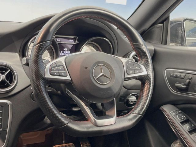 ���n���h�����̃X�������Ȃ��A���ꂢ�ȏ�Ԃ��ێ����Ă���܂��B�e�X�C�b�`���̓�����m�F�ς݂ł��B