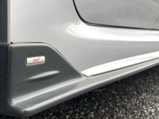 �ySTI�G�A���z�l�C��STI�G�A���𑕔�!�N���}�̊O�ς����X�^�C���b�V���ɂȂ�A�X���ő��݊����ӂ��1��Ɂ􏫗������ւ��鎞�ɂ����Z�[���ɉe�����₷���A���l����l�C�̑����ł�!