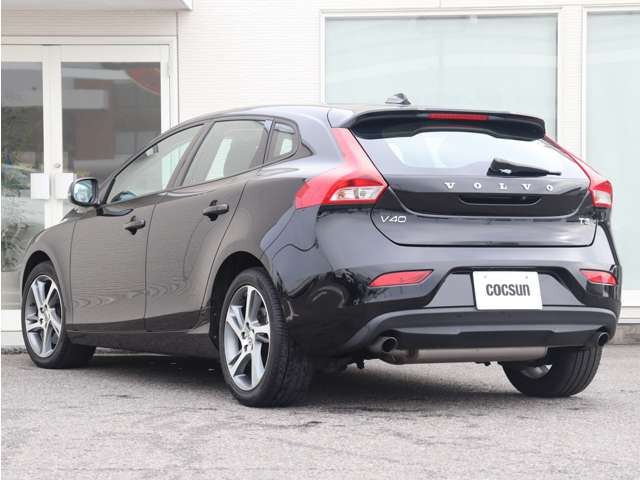 �V�i�����o�b�e���[�̓h�C�c��VARTA(�o���^)���g�p���܂��B���B�Ԃ̏����i�ɍ̗p����鍂�i���o�b�e���[�ł��B