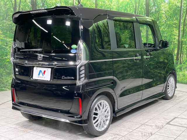 ☆全国のネクステージからお取り寄せが可能※!遠方の店舗に展示してあるクルマが気になる場合も、最寄りの店舗でご覧いただくことが可能です!是非私たちに要望をお聞かせください!※別途費用