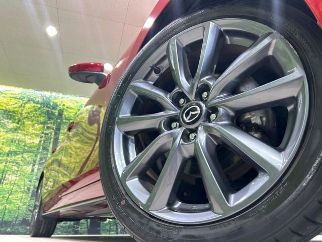 �y����18�C���`�A���~�z�C�[���z�O�ςɃ}�b�`���������A���~�z�C�[���𑕒����Ă���܂��B�e��ЊO�A���~�z�C�[����A�X�^�b�h���X�^�C�����戵�����Ă���܂��B���񂲑��k����������