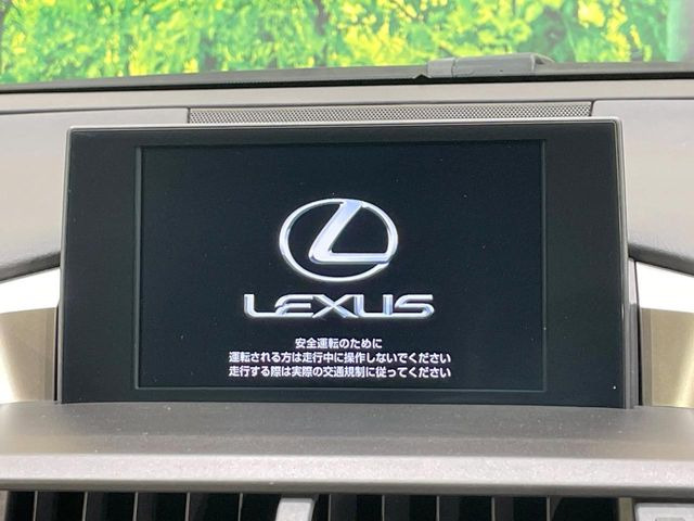 �y�����i�r�z�l�C�̏����i�r�𑕔����Ă���܂��B�i�r�̎g���₷���͂������A�I�[�f�B�I�@�\���[��!�L�����v�◷�s�͂������A�ʋ΂┃�����ȂǕ��i�̃h���C�u���y�����Ȃ�͂���