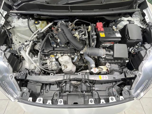 親切・丁寧な専門メカニックスタッフが応対!・車検・点検整備・事故等の修理などアフターサービスも安心。お車のカスタマイズもネクステージのサービススタッフまでご相談ください!