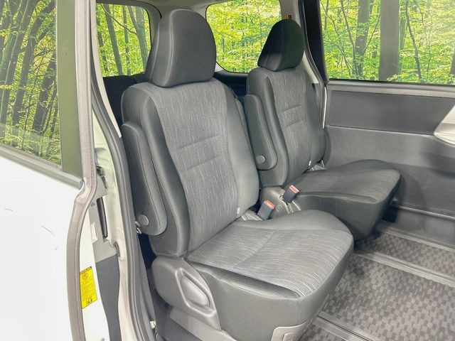 ���ڒ����̓E�H�[�N�X���[�ƂȂ��Ă���܂��B���ڂƎO��ڂ̈ړ�����~�肪�Ƃ��Ă��y�ɂȂ�̂ŁA���~��̍ۂ��X�g���X�������邱�Ƃ͂���܂����