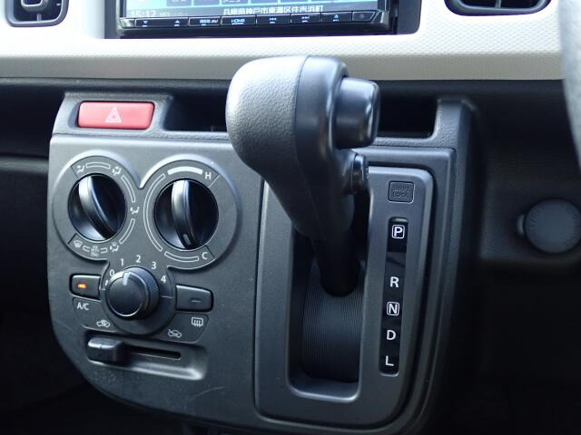 ���Еۏ؂ł͔[�ԓ����瑖�s�����������ŁA���Օi�������S�Ă̕��i��1�N�ԕۏ؂��܂��B(�����ԗ��Ɋւ��ĉˑ����u�͕ۏؑΏۊO�ƂȂ�܂�)(�O���Y�Ԃ͋���5,000km�܂Ŕ��N��)