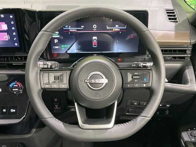 �y�����v�����X�e�A�����O�z�㎿�Ȋv���g�p���邱�ƂŁA��ɂ����������݂ƂĂ��^�]���₷���n���h���ł���