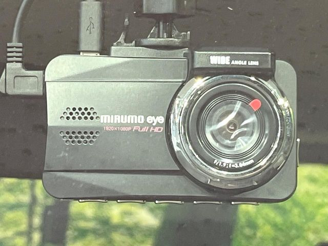 �y�h���C�u���R�[�_�[�z���S�E���S�ȃJ�[���C�t�ɕK�{�̃h���C�u���R�[�_�[�𑕔�!���s���͂������A������^�]�⎖�̂ɑ��������ۂ̏󋵂��f���ŋL�^���A����̃��X�N�ɔ����܂��B