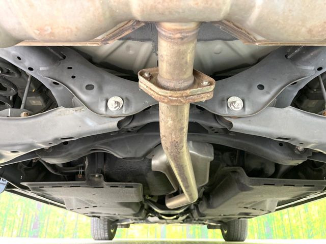 下回りがきれいなうちに、防錆加工の施工がオススメ。降雪地域はもちろん、沿岸部にお住いの方や、趣味でマリン・ウィンタースポーツをされる方にご好評いただいております。