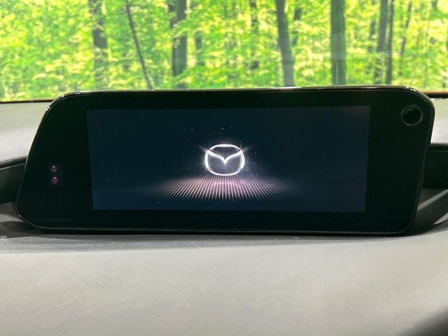 �y�}�c�_�R�l�N�g�i�r�z�ԓ��̕��͋C�Ƀ}�b�`������̌^�^�C�v�̃i�r�B�e����q�ݒ��Bluetooth�Đ����A�l�X�ȋ@�\���y���߂܂��B�����I�ȃ_�C�������삪�\�ŁA�g��������ǍD�ł��B